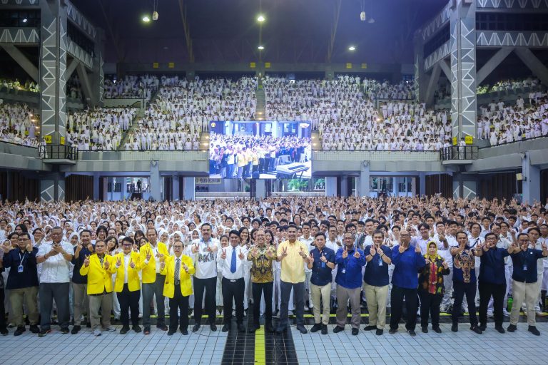 Menteri UMKM Ajak Mahasiswa UI Dobrak Masa Depan Bangsa Melalui Wirausaha