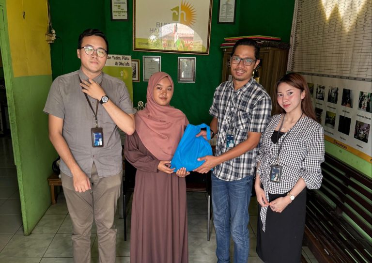 BRI KC Mabes TNI CIlangkap Berbagi Jumat Berkah di Empat Lokasi