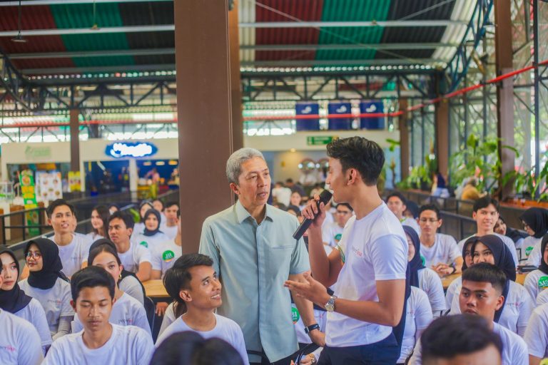 Semifinalis Moka 2025 Ikuti City Tour, Wali Kota Dedie Tekankan Peran Pemuda Bangun Bogor