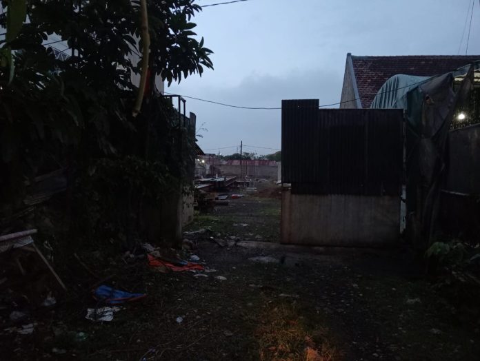 Warga di Jl. Dadali Heran, Ujug-ujug Ada Pryek Pembangunan Gedung