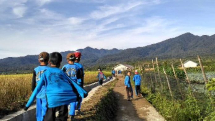 Revitalisasi Guru: Kompetensi, Pemerataan, dan Bebaskan dari beban Administrasi