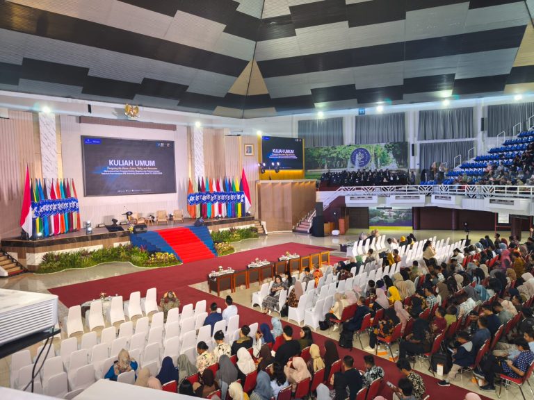 PLN UP3 Bogor Pastikan Keandalan Listrik dalam Kuliah Umum SBY di IPB: Siaga Penuh untuk Acara Berskala Nasional