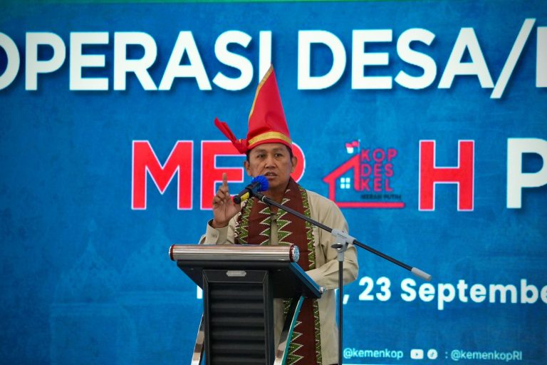Kemenkop Tekankan Kopdes Merah Putih Updating di Simkopdes Guna Percepat Operasionalisasi