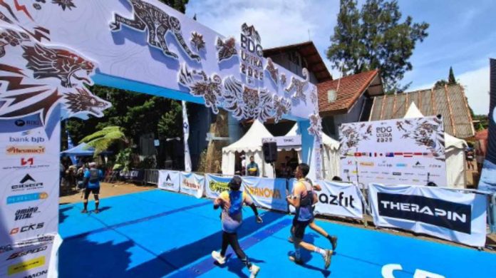 Langkah Tangguh di Pegunungan Bandung, EIGER Menyatu dengan Semangat BDG100 Ultra