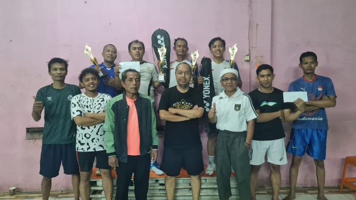 Aji/Empe Sabet Gelar Juara Turnamen Bulutangkis Tirta Karya–Bogordaily.net Cup 2025