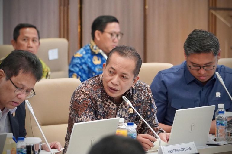 Menkop: Kopdes/Kel Merah Putih Masuk Program Prioritas Yang Bakal Terima Stimulus Fiskal