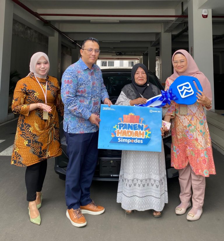 BRI Bogor Pajajaran Serahkan Hadiah Panen Hadiah Simpedes (PHS), Nasabah Raih Mobil hingga TV LED
