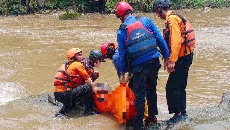 Loncat dari Jembatan, Pria Yang Hilang di Sungai Cisadane Bogor Ditemukan Tewas