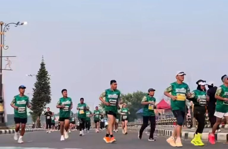 1.500 Pelari Antusias Ikuti Bogor Siliwangi 10k Marathon di Stadion Pakansari