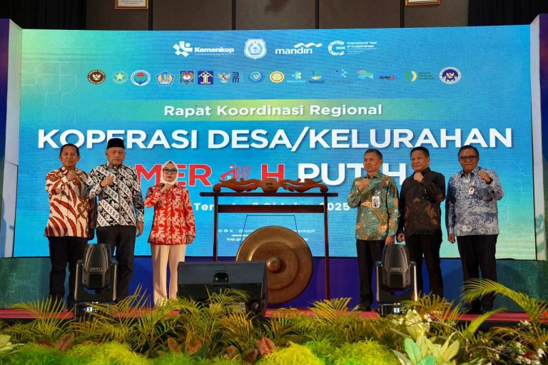Kemenkop Gelar Rakor Regional di Ternate untuk Akselerasi Operasional dan Pembiayaan Kopdes Merah Putih
