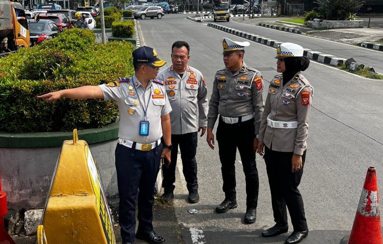 Dishub Bogor Beberkan Kajian Teknis Pembukaan Median Portable Jalan Semeru
