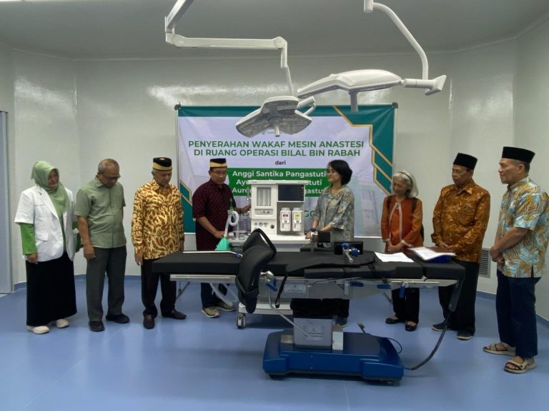 Keluarga Pangastuti Wakafkan Alat Anestesi Modern untuk RS Islam Bogor, Demi Pelayanan Pasien Lebih Baik