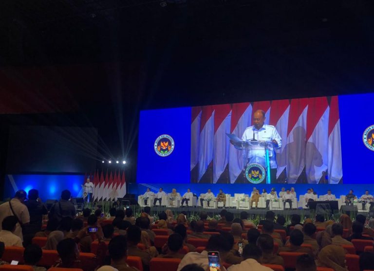 Prabowo Batal Hadir di Acara MBG Bogor Gara-Gara Telpon dari Donald Trump