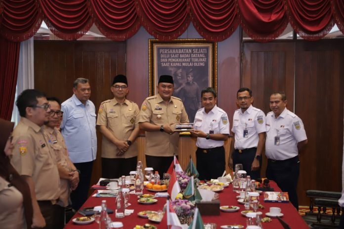 Pemkab Bogor PT KAI