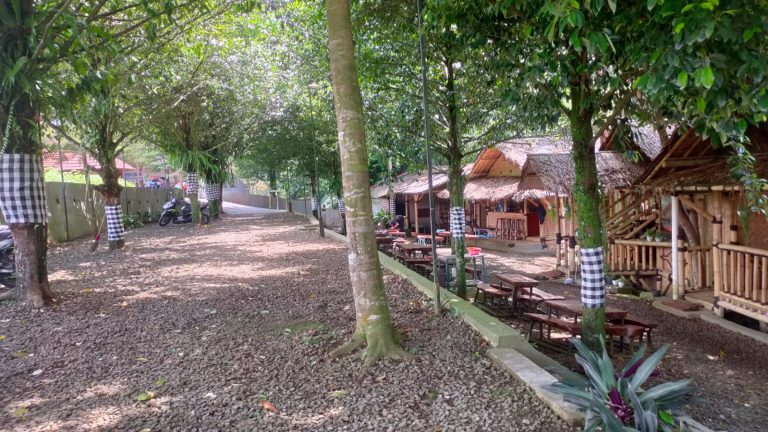 Kopi Jurang By Atok, Kafe Tepi Tebing yang Lahir Kembali dengan Wajah Baru di Ciawi Bogor