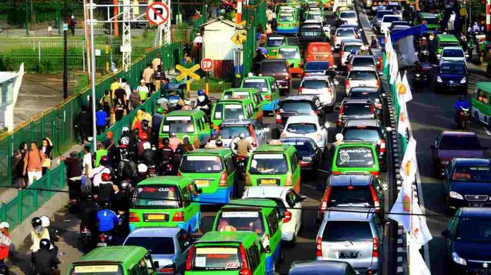 Muter-muter Benahi Angkot
