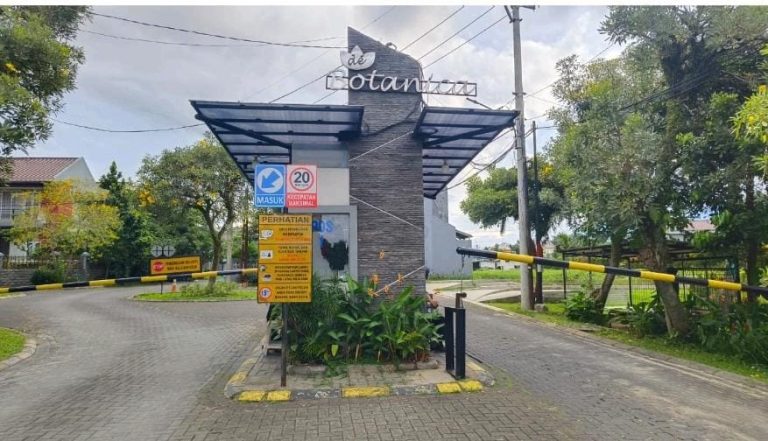 Pencuri Jebol Tembok Perumahan De Botanica, Berhasil Bawa Kabur Motor