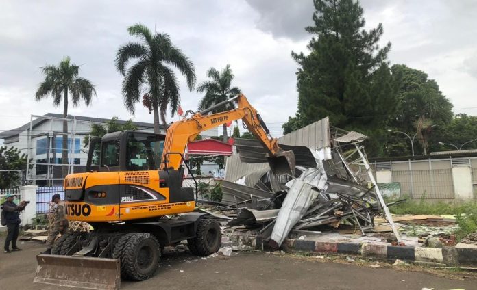 4 Bangunan Liar Dibongkar Satpol PP di Cibinong, Bakal Ditata untuk Area PKL CFD