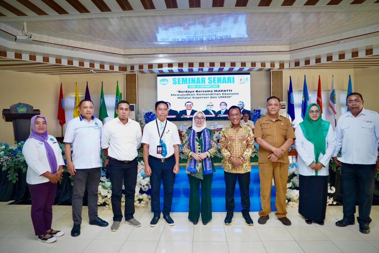 Wamenkop Tegaskan Peran Vital Universitas Perkuat Koperasi Dukung Kemajuan Ekonomi Daerah