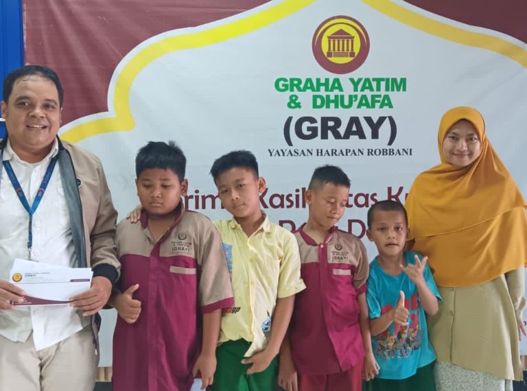 BRI KC Jakarta Warung Buncit Berbagi Kebahagiaan di Yayasan Harapan Robbani
