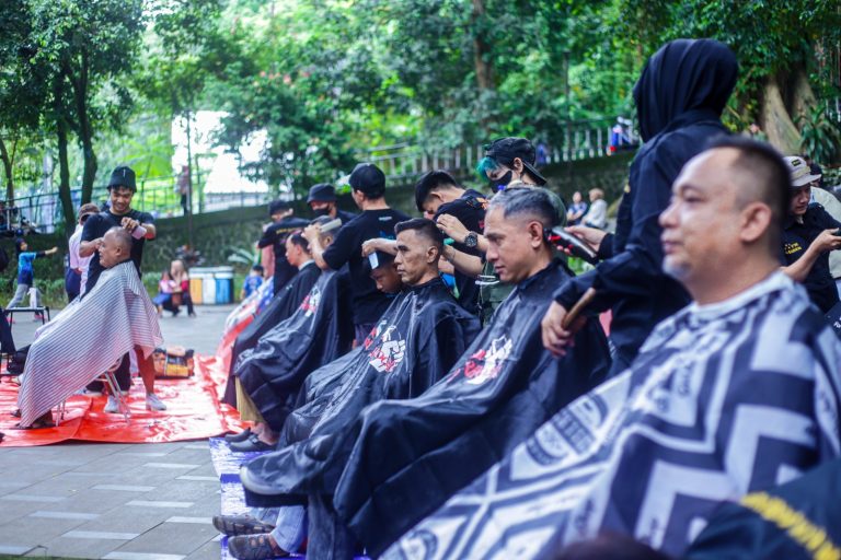 Antusias Masyarakat Kota Bogor Dalam Aksi Peduli Aceh dan Sumatra