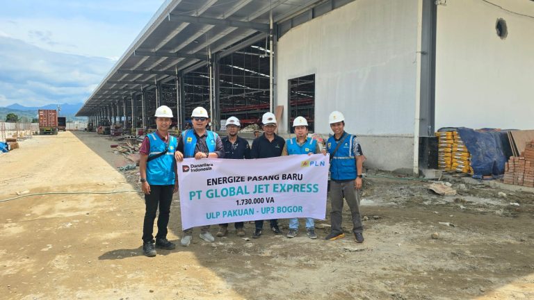 Dukung Kebutuhan Pelanggan, PLN UP3 Bogor Sukses Realisasikan Pasang Baru Daya 1.730 kVA PT. Global Jet Express