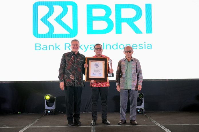 BRI Kembali Dinobatkan Sebagai Perusahaan dengan Tata Kelola Terbaik di Penghargaan Indonesia Trusted Companies 2025