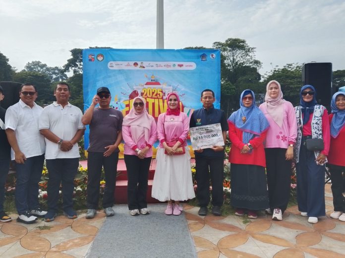 Dharma Wanita Persatuan Kota Bogor Titipkan Donasi Kemanusiaan untuk Korban Bencana Aceh dan Sumatera ke Baznas Kota Bogor