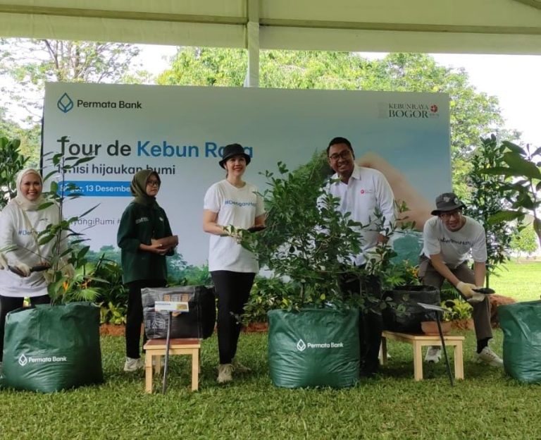 Permata Bank Dorong Konservasi Alam Bersama Kebun Raya Bogor Lewat Program 1 Misi Hijaukan Bumi