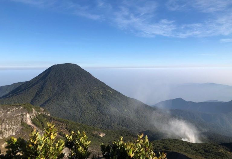 KORMI Kabupaten Bogor Cari 40 Pemuda untuk Mendaki 7 Gunung Tertinggi Indonesia