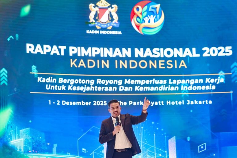 Menteri UMKM Tegaskan Pentingnya Sterilisasi Pasar Domestik dari Produk Impor