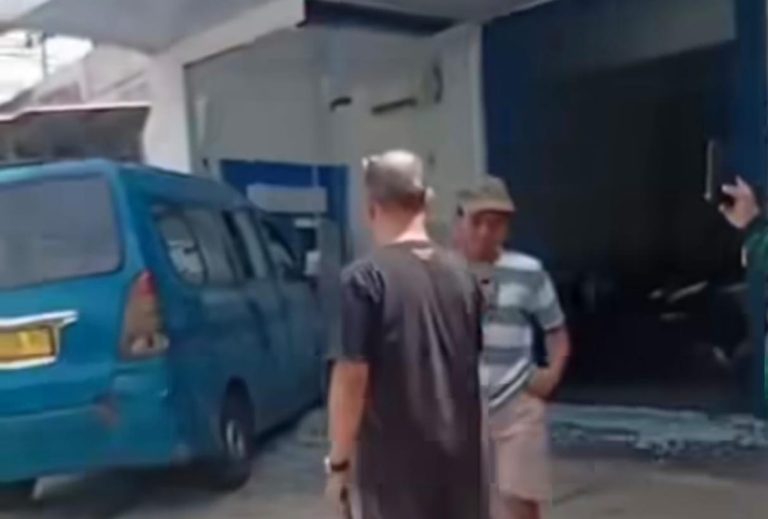 Kecelakaan Beruntun di Jalan KS Tubun Bogor, Pengendara Motor Luka-Luka hingga ATM Bank Panin Rusak