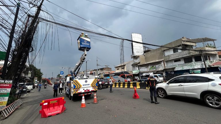 Pemkab Bogor Kebut Penataan Kabel Fiber Optik Demi Kenyamanan dan Keselamatan Publik