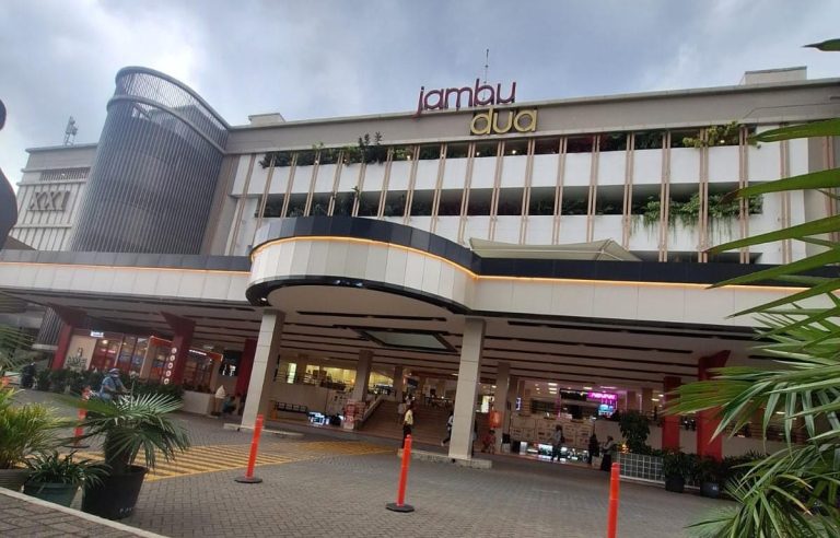 Pengawas Kontraktor Plaza Jambu Dua Tewas di Kamar Mandi, Polisi Lakukan Olah TKP