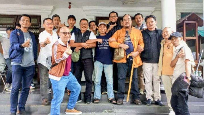 Aktivis BAKOR Bandung Generasi 80-an Kumpul di Bogor, Wanti-wanti Ancaman Oligarki dan Rapuhnya Demokrasi