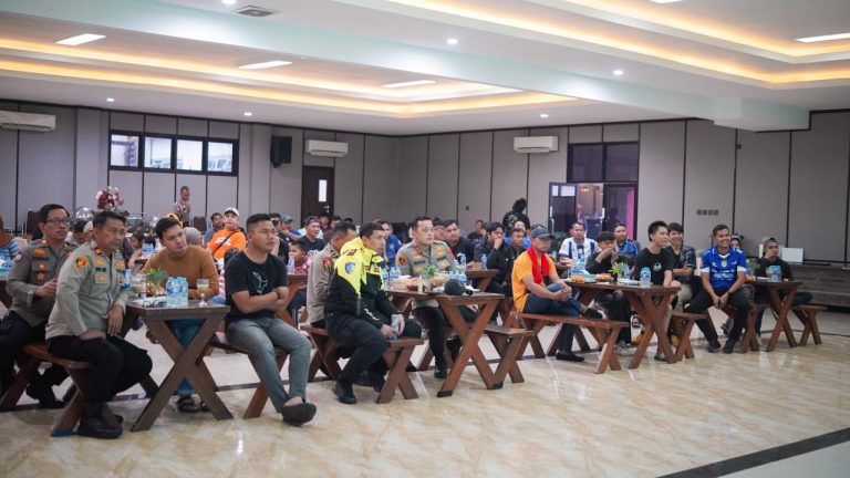 Polres Gelar Nobar Persib vs Persija, Perkuat Silaturahmi dan Jaga Kondusivitas