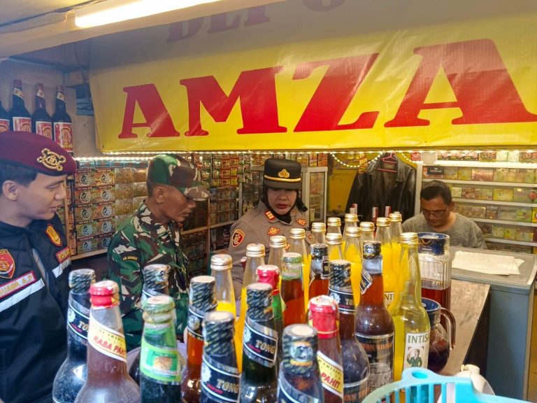 5 Hari Menjabat Kapolsek Megamendung Sikat Peredaran Miras