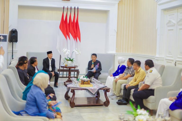 Koperasi di Kota Bogor Terima Akta Badan Hukum
