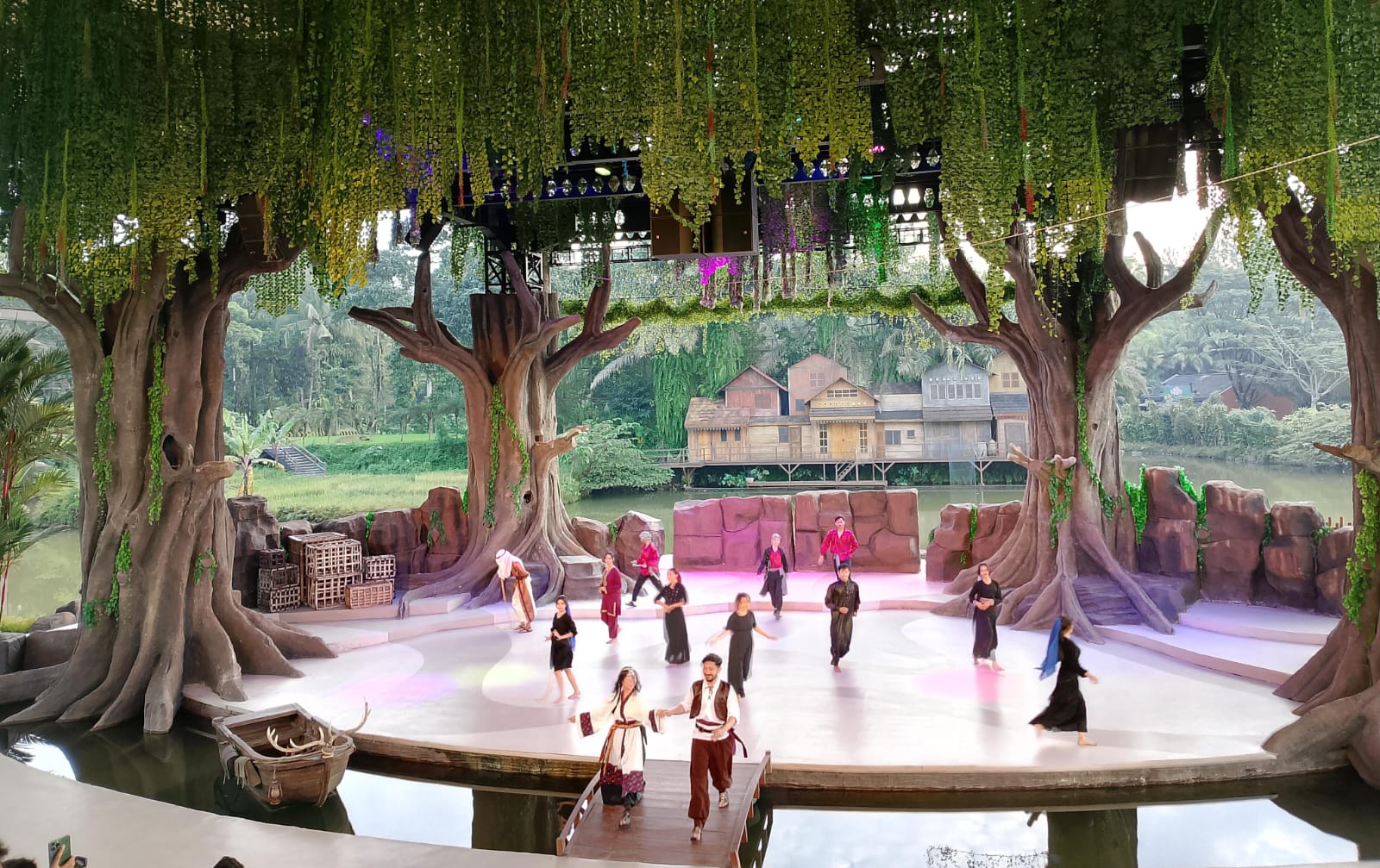 Enchanting Valley Hadirkan “The Silk Road Ramadan”, Buka Puasa Seru dengan Sajian Khas Nusantara Hingga Pertunjukan Hanya Rp.150 Ribu