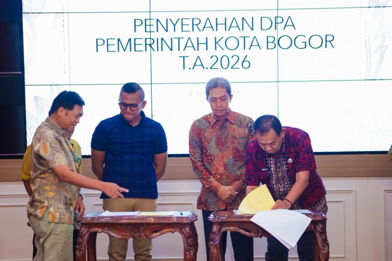 Serahkan DPA 2026, Dedie Rachim Tekankan Integritas dan Pemanfaatan Anggaran