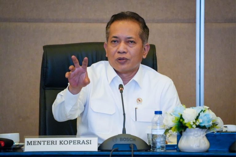 Dukungan Publik Menguat, Menkop Apresiasi Hasil Survei Terkait Program Kopdes Merah Putih