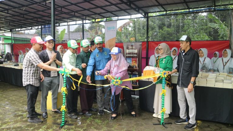 IUQI Book Fair 2026 Hadirkan 100 Ribu Buku dan Ragam Workshop Literasi