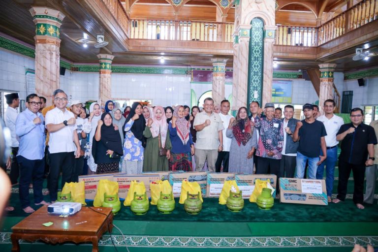 Klinik UMKM Bangkit Diluncurkan di Sumbar Bantu Percepat Pemulihan Pascabencana