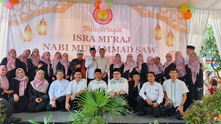 SDN Polisi 4 Kota Bogor Gelar Isra Mi’raj, Tanamkan Disiplin Sholat dan Akhlak Mulia Sejak Dini