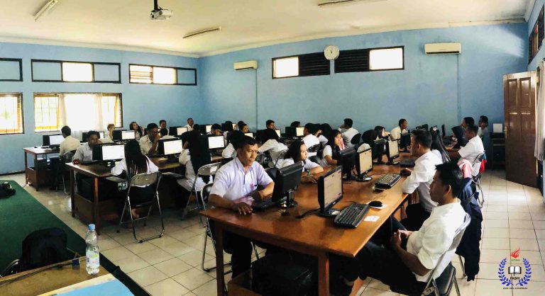 Mendikdasmen Ungkap Banyak Anggota DPR Lulusan Paket C