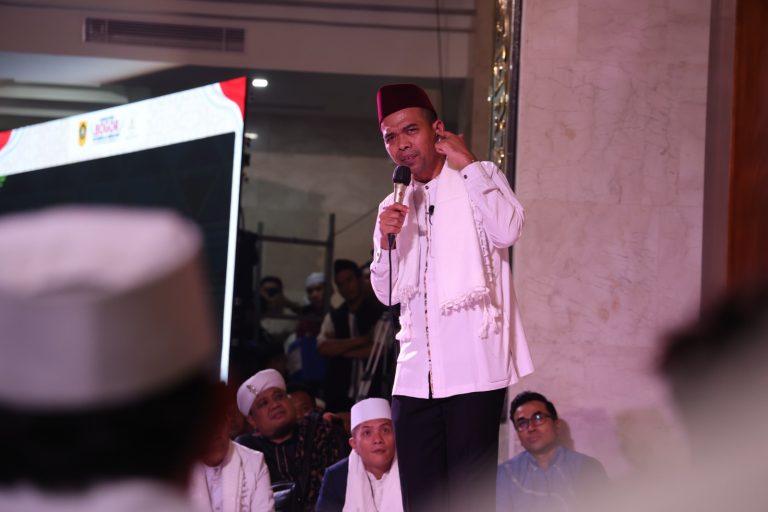 Peringati Isra Mi’raj, Bupati Bogor Bersama Ustadz Abdul Somad dan Ribuan Jamaah Ikuti Tabligh Akbar di Masjid Nurul Wathon