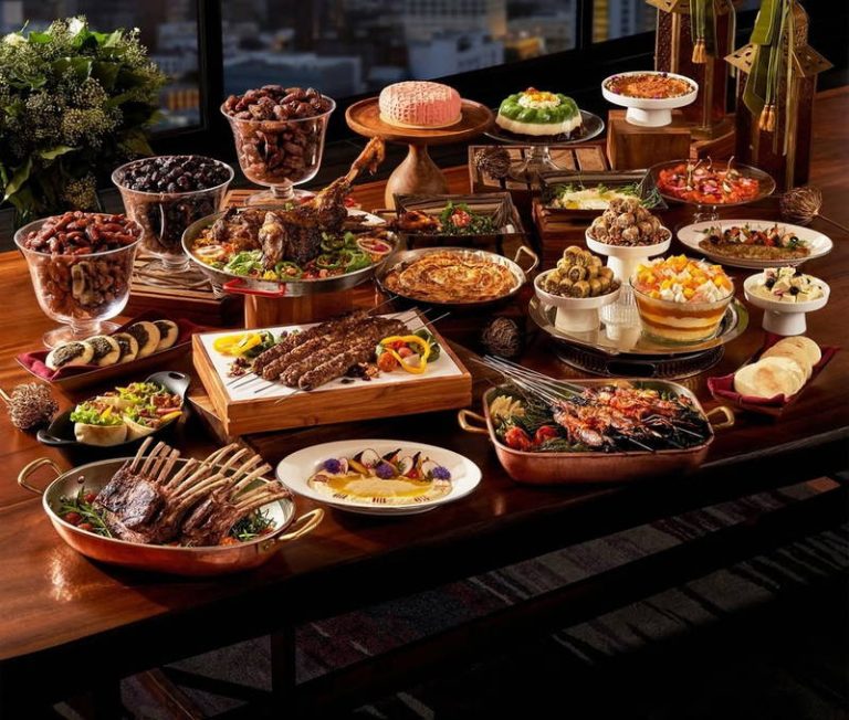 6 Iftar Buffet Hotel Bintang Lima di Jakarta, Harga dan Lokasi Lengkap untuk Bukber Mewah Bersama Keluarga