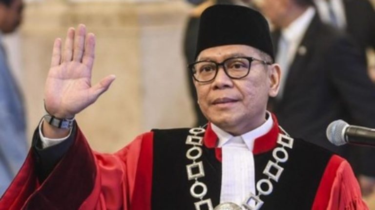 Adies Kadir Dilaporkan ke MKMK, 21 Pakar Hukum Minta Dicopot dari Jabatan Hakim MK