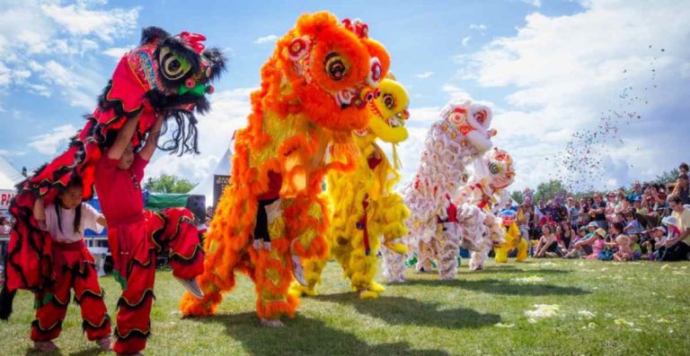 Barongsai Iringi “Marhaban Ya Ramadhan”, Video Viral Imlek 2026 Banjir Pujian