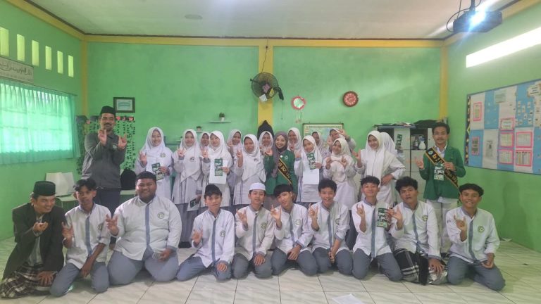 IUQI Bogor Kenalkan Keunggulan Prodi BKPI Lewat Sosialisasi di SMA Dinamika Ummat